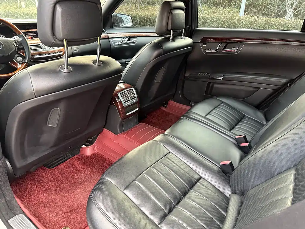 Mercedes-Benz S-Class S 2010 S 300 L Luxury