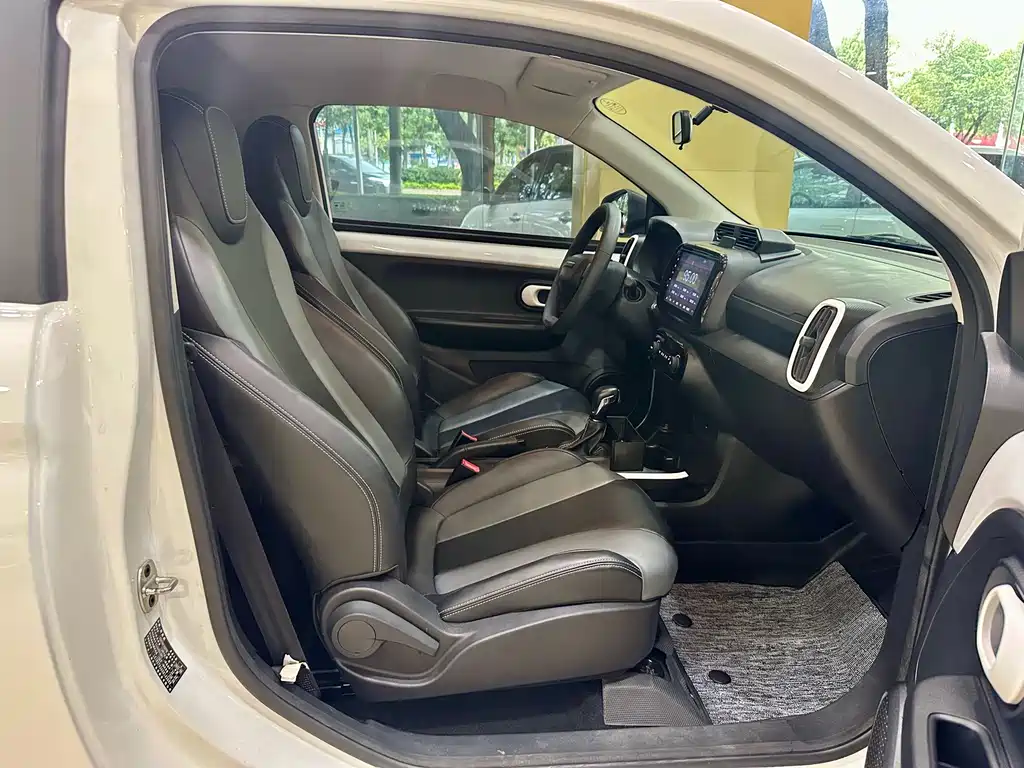 Roewe Clever — миниатюра 10