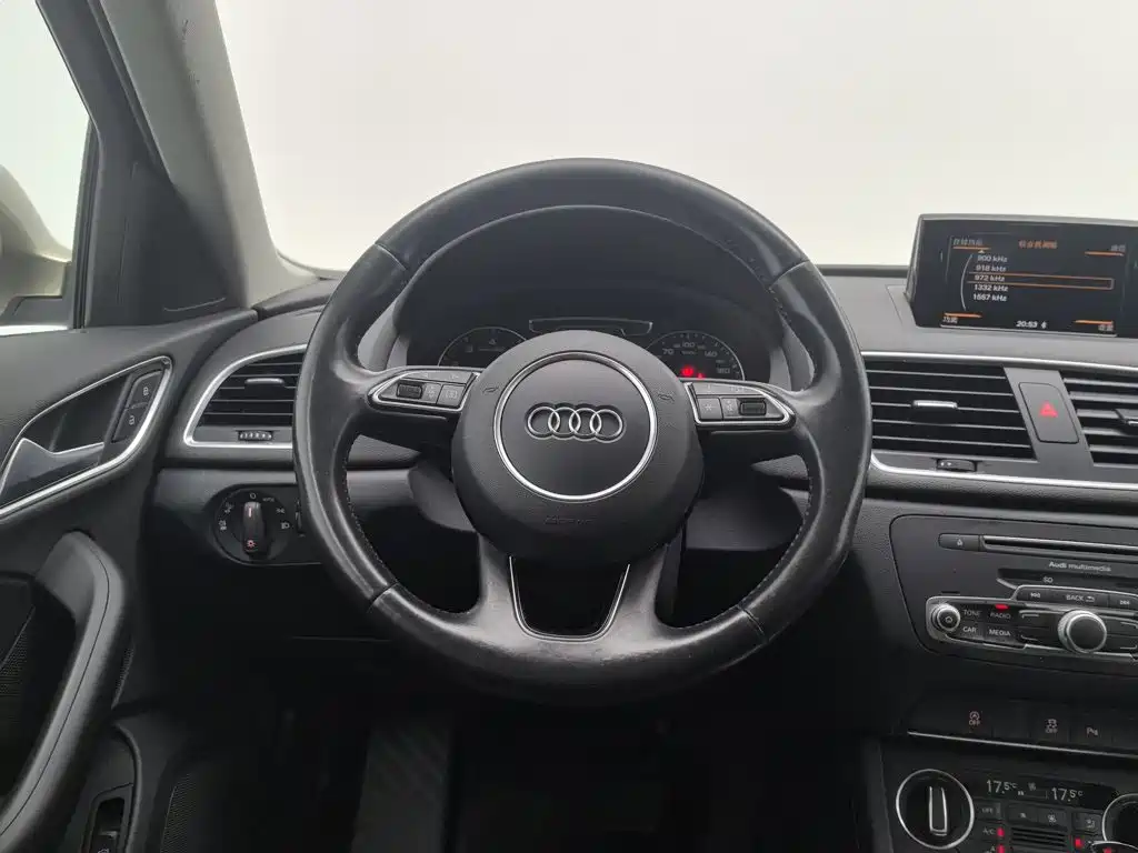Audi Q3 — миниатюра 11