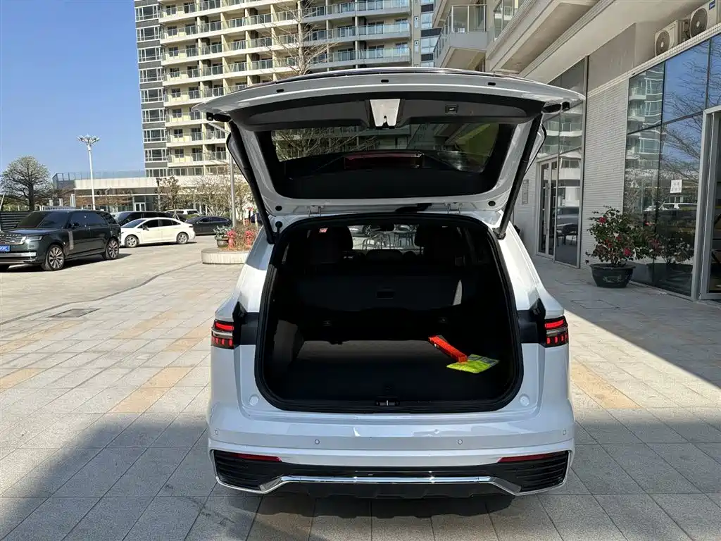 GEELY AUTOMOBILE XINGYUE L