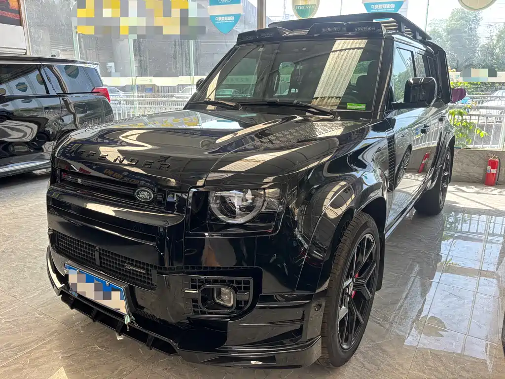 Land Rover Defender 2022
