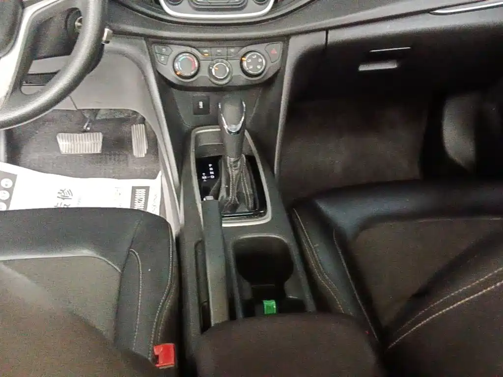 Chevrolet Cavalier — миниатюра 14