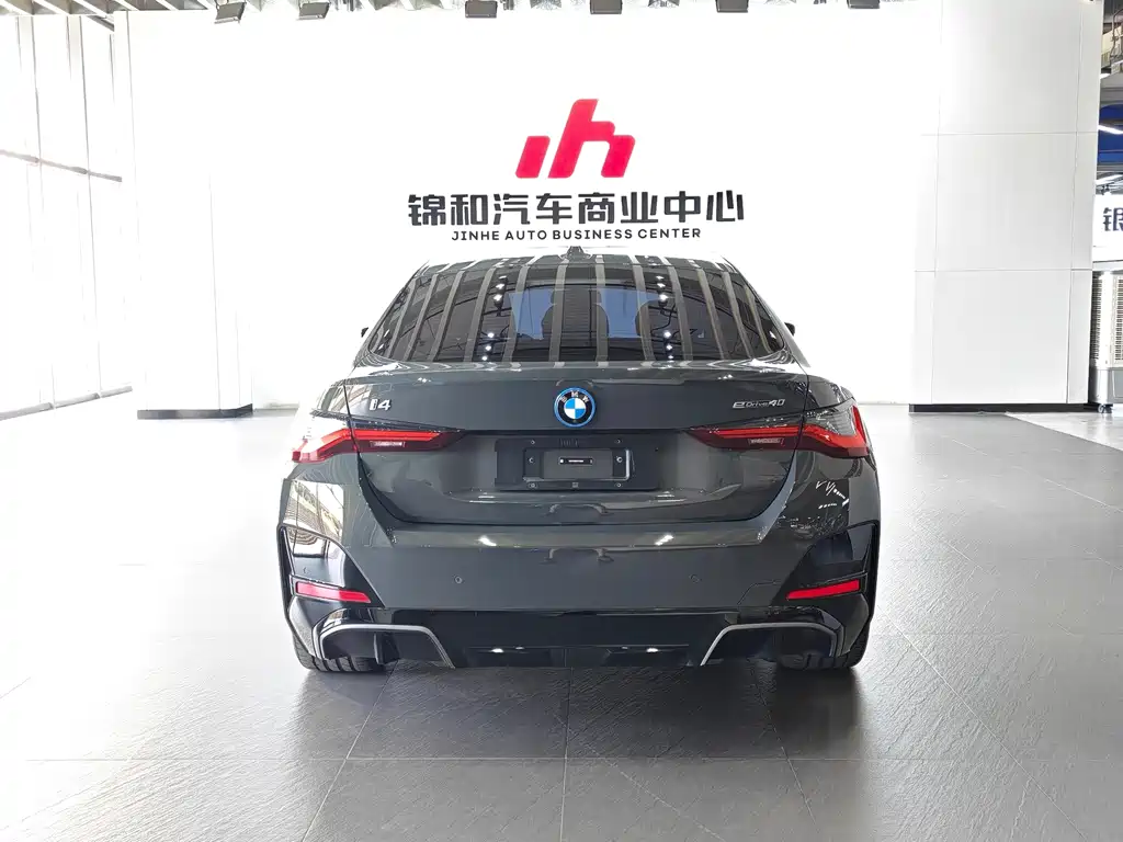 BMW i4 — миниатюра 12