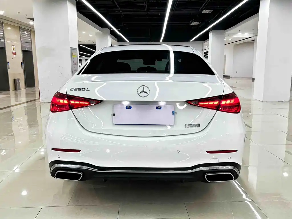 Mercedes-Benz C-Class — миниатюра 4
