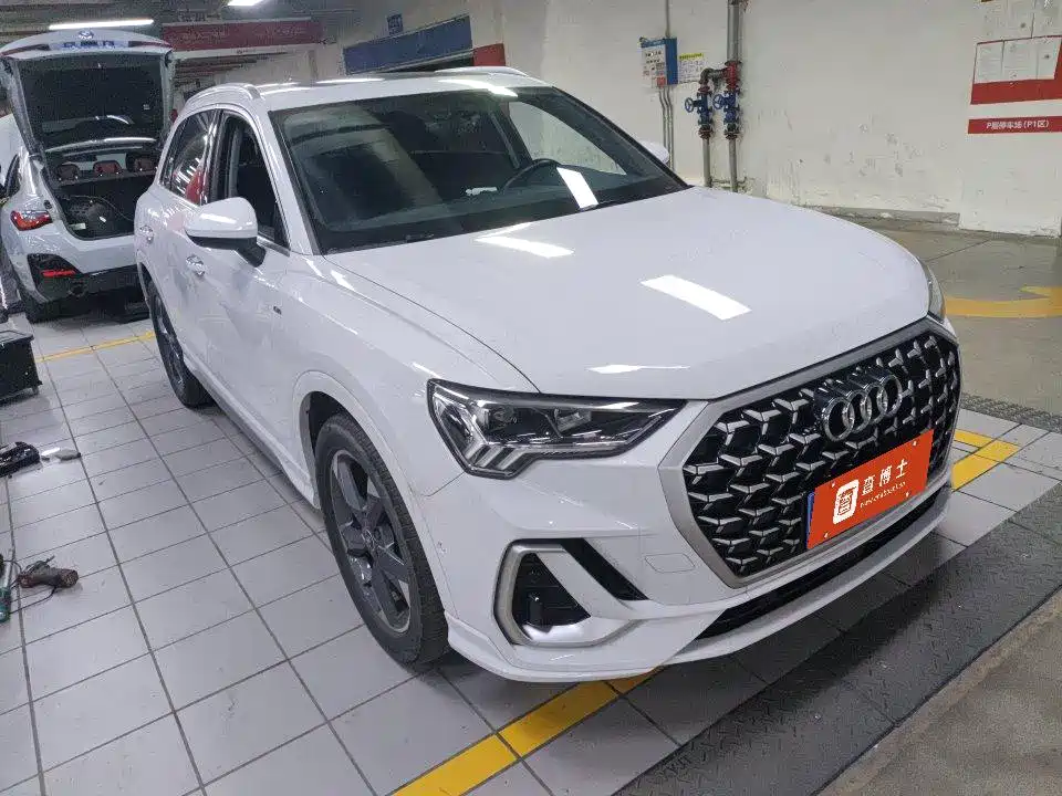 Audi Q3 — миниатюра 2