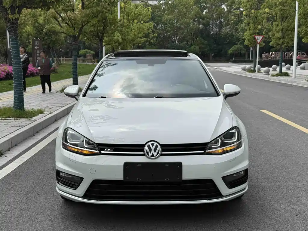 Volkswagen Golf — миниатюра 5