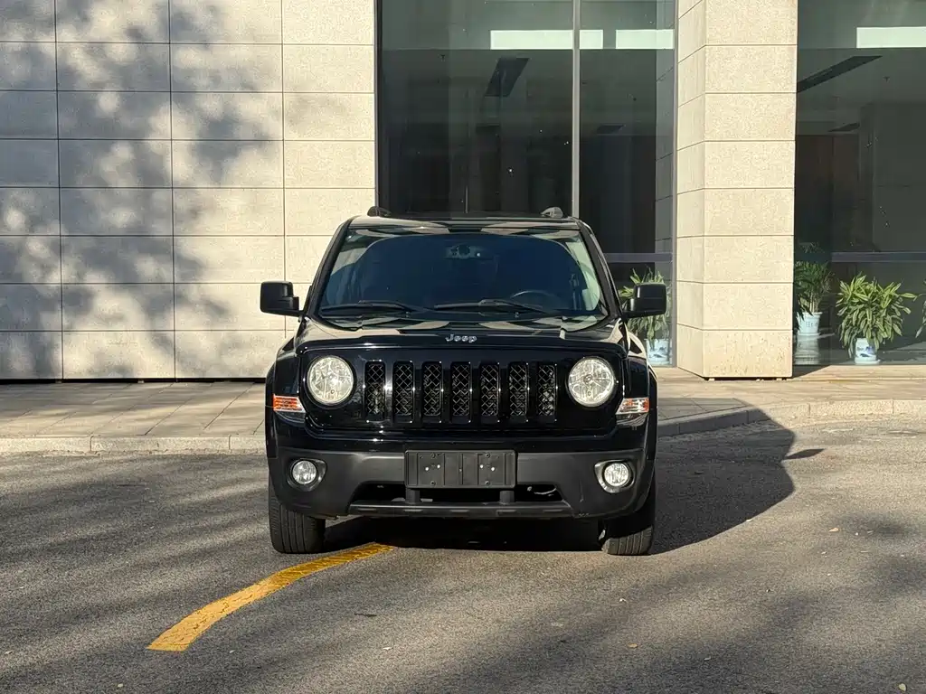 Jeep Patriot — миниатюра 2