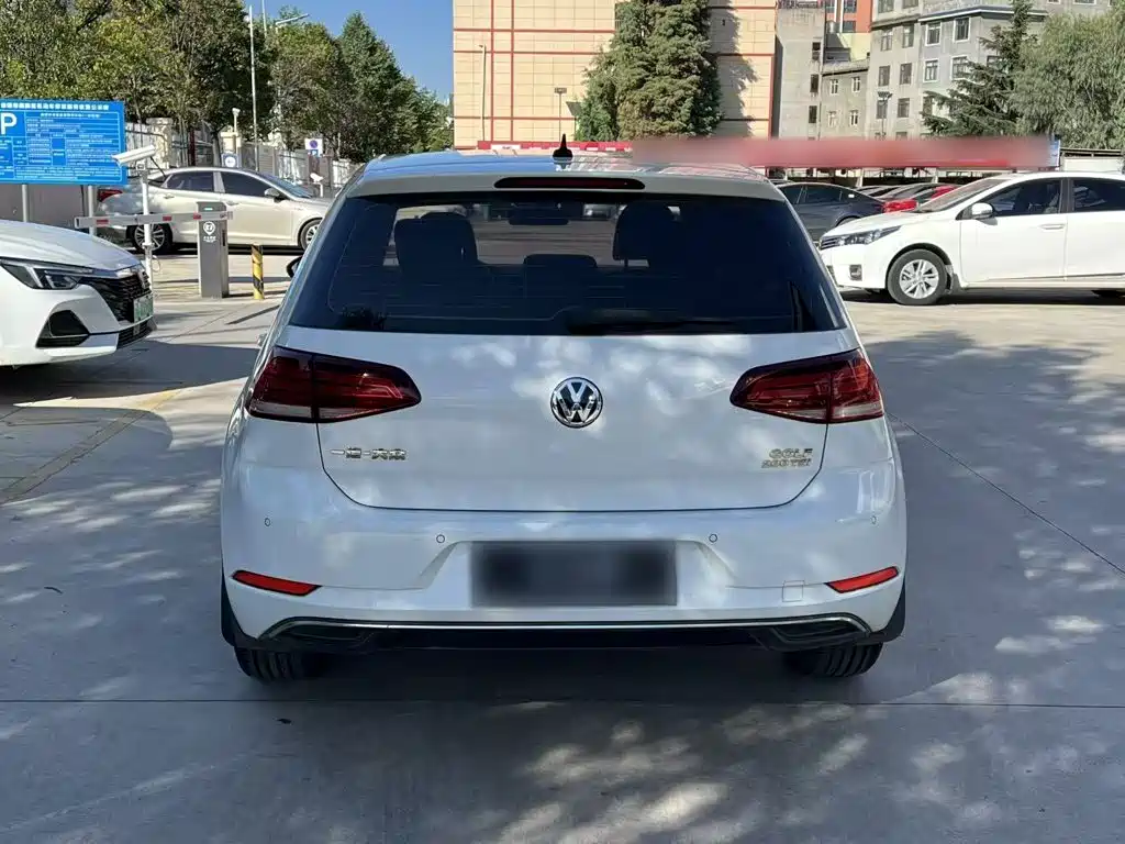 Volkswagen Golf — миниатюра 6