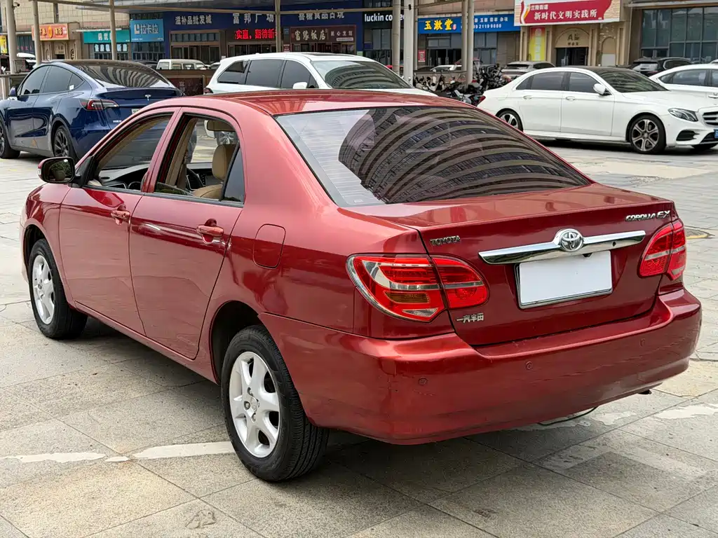 Toyota Corolla — миниатюра 4