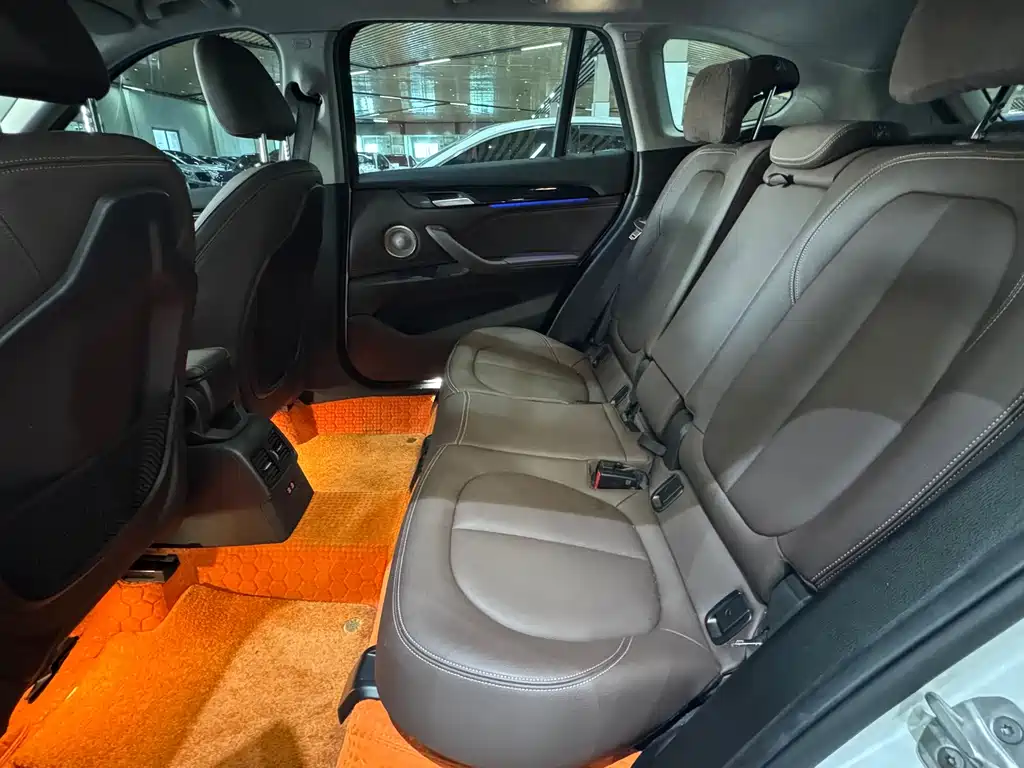 BMW X1 — миниатюра 6