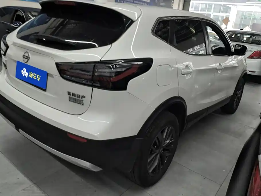 Nissan Qashqai — миниатюра 3