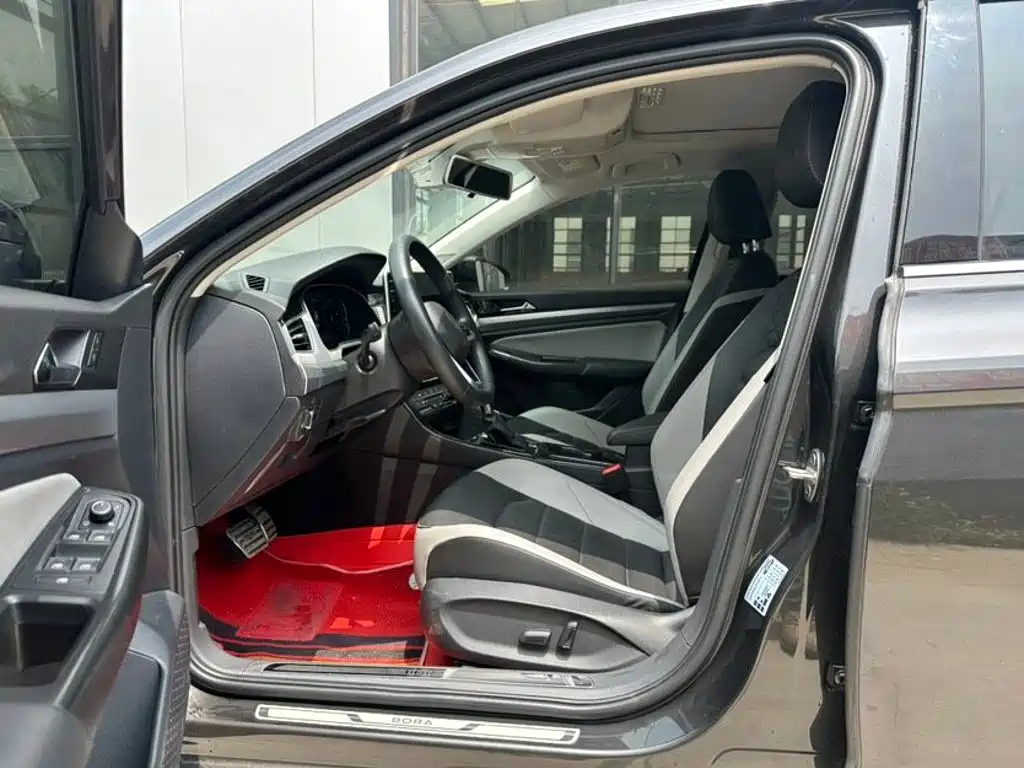 Volkswagen Bora — миниатюра 7