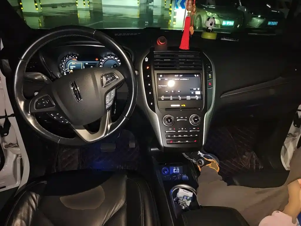 Lincoln MKC — миниатюра 10