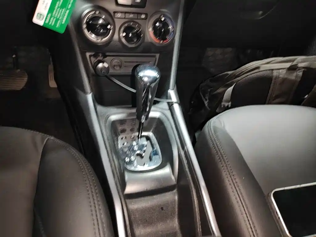 Peugeot 2008 — миниатюра 14
