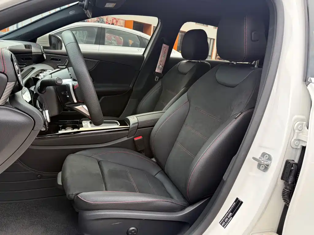 Mercedes-Benz A-Class — миниатюра 9