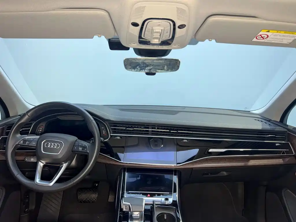 Audi Q7 — миниатюра 7