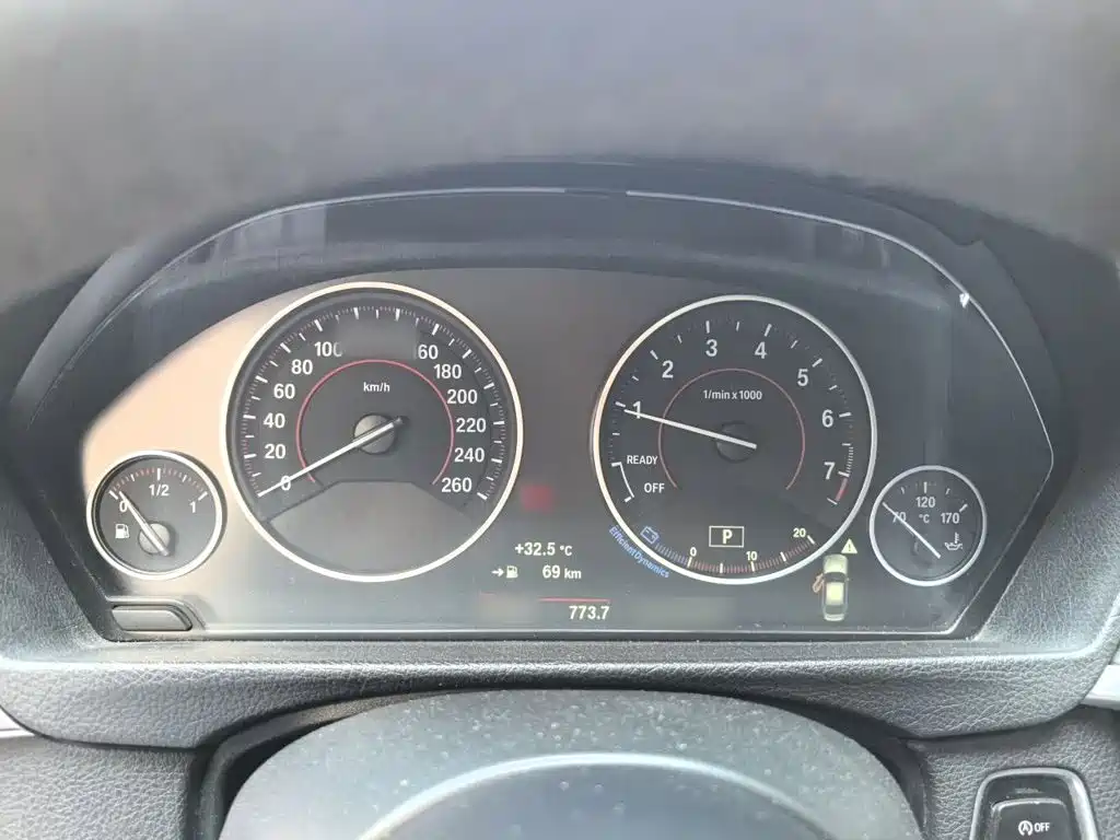 BMW 3 Series — миниатюра 4