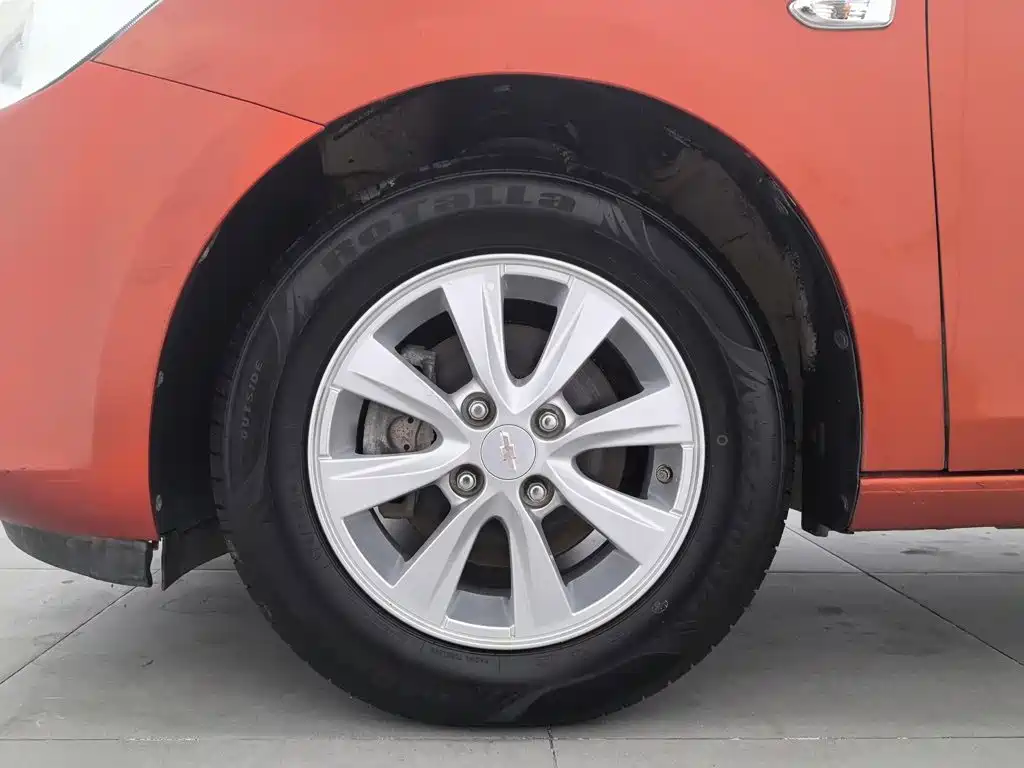 Chevrolet Sail — миниатюра 17