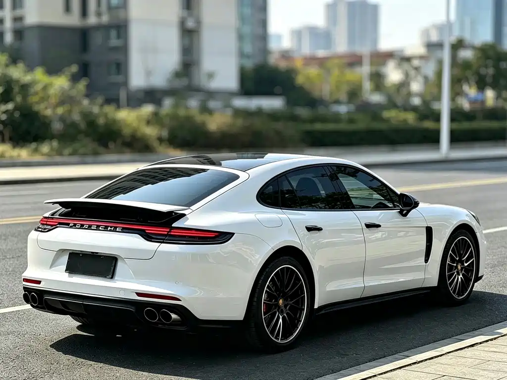 Porsche Panamera — миниатюра 10