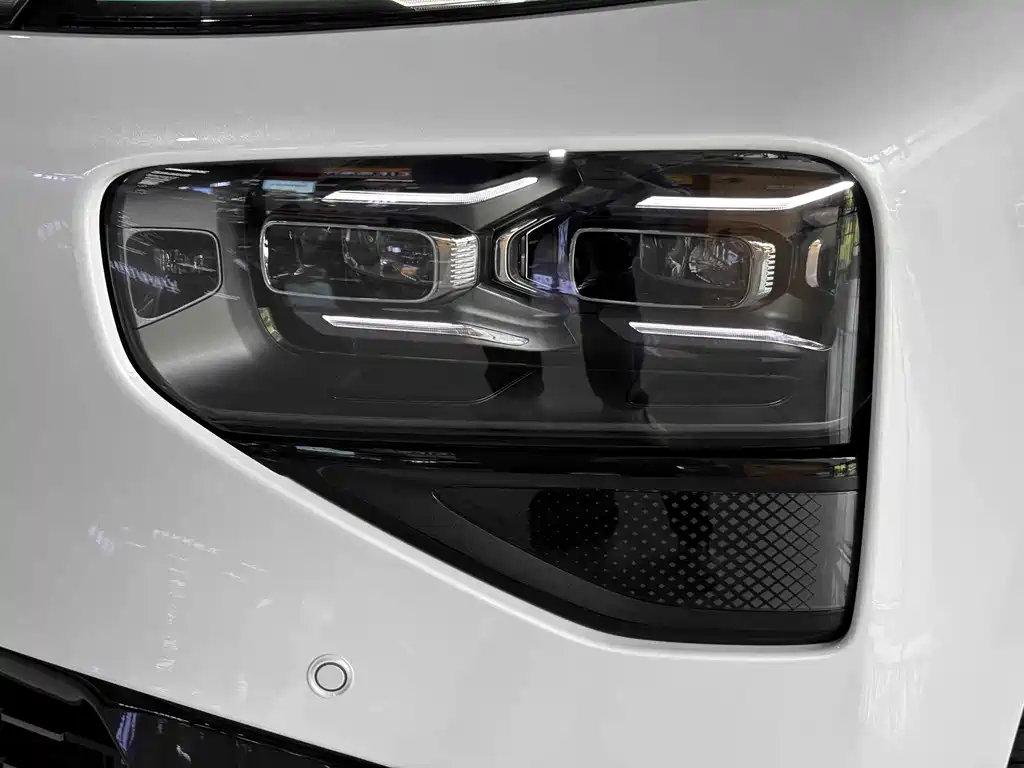 XPeng G9 — миниатюра 17