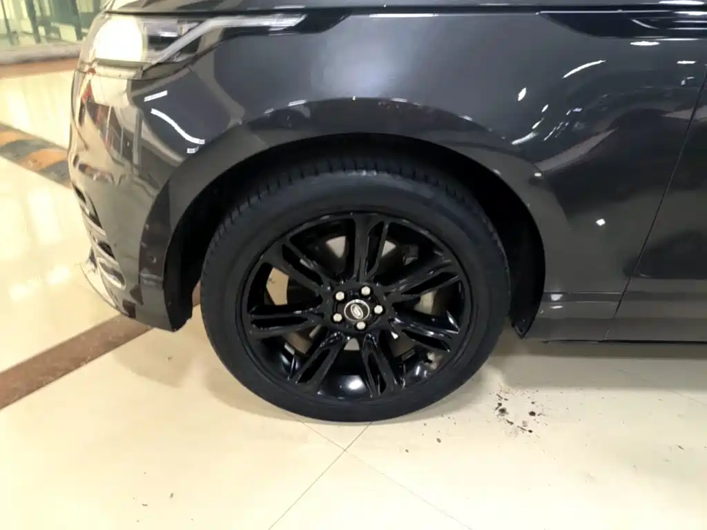 Land Rover Velar — миниатюра 23