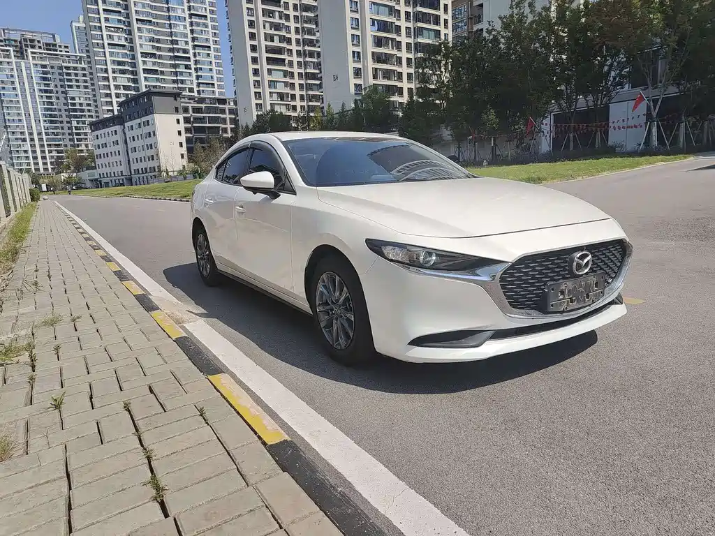 MAZDA 3 ANGKESAILA