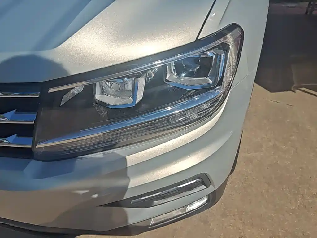 Volkswagen Tiguan L — миниатюра 24