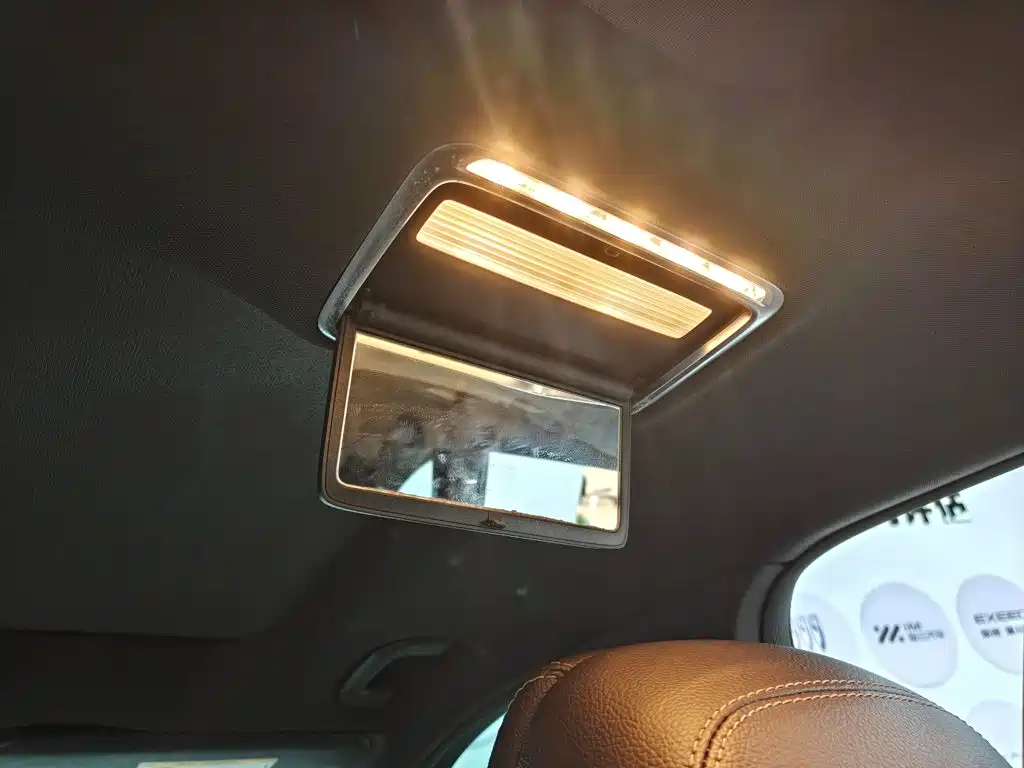 Mercedes-Benz GLC — миниатюра 20