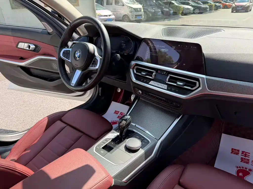 BMW 3 Series — миниатюра 13