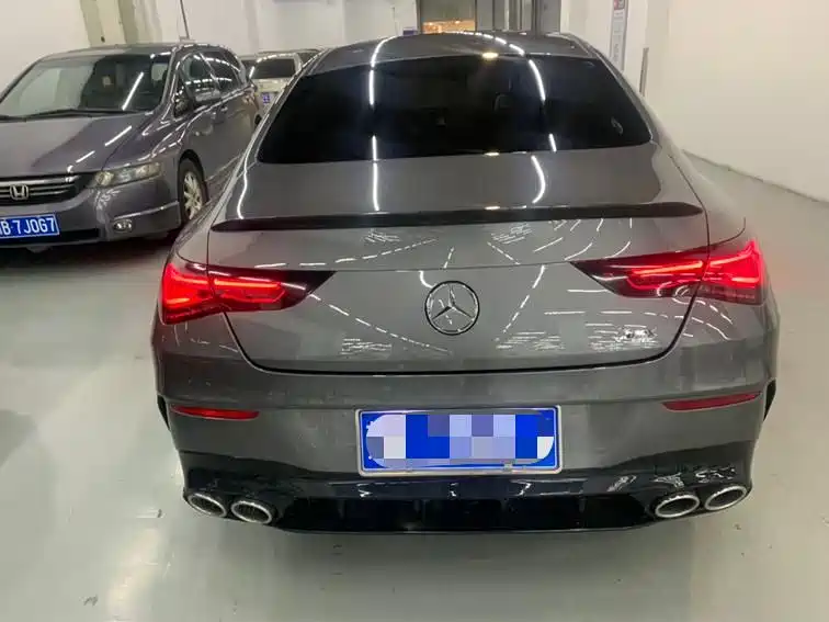 MERCEDES-BENZ CLA