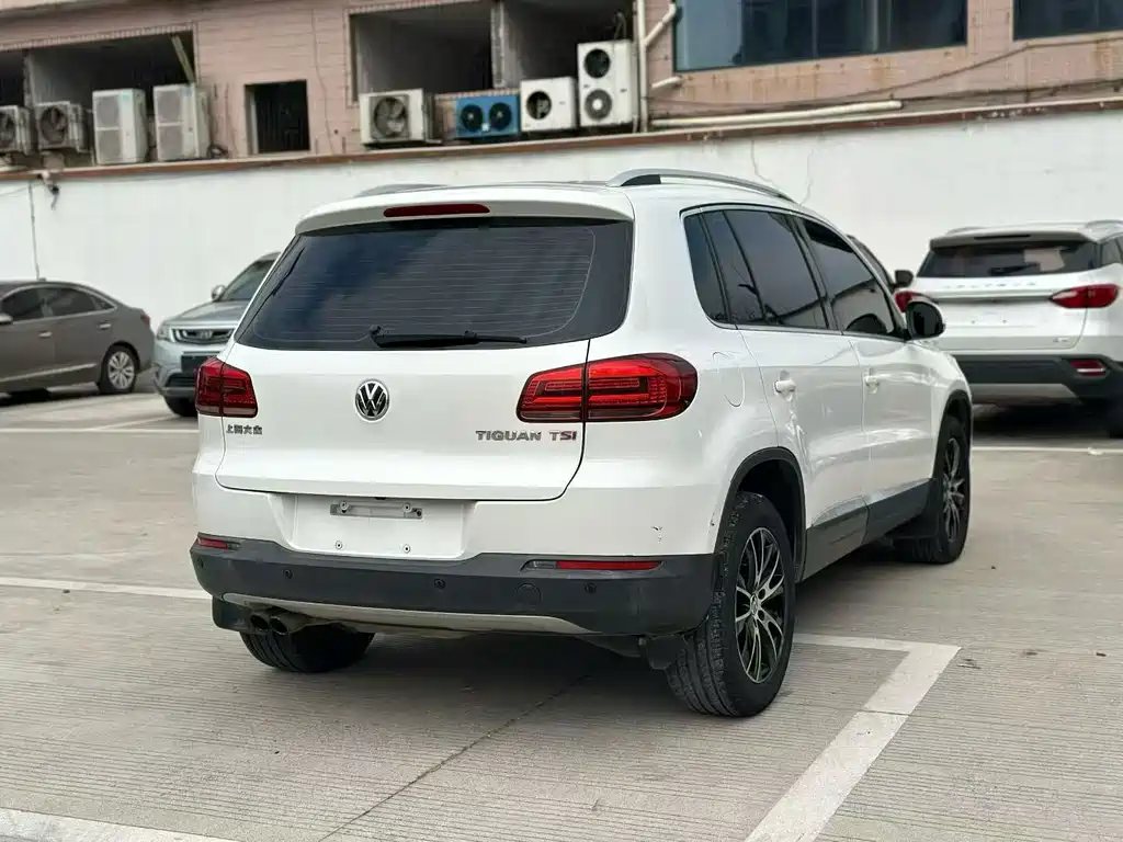Volkswagen Tiguan — миниатюра 9
