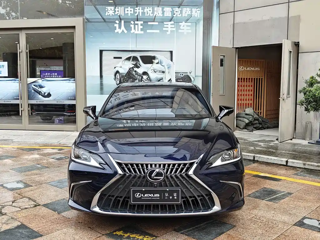 Lexus ES — миниатюра 2