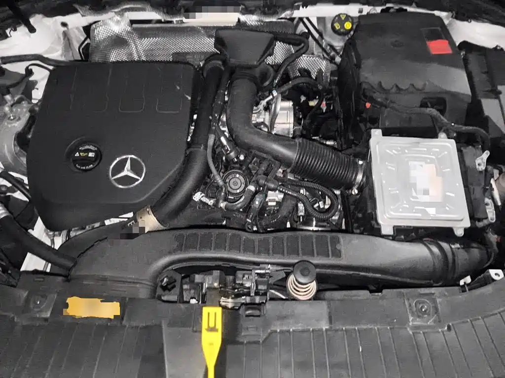 Mercedes-Benz GLA — миниатюра 11