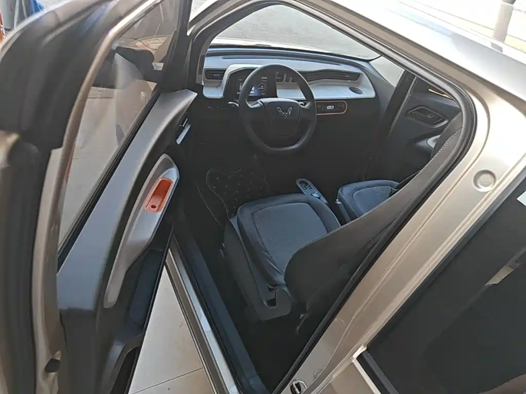 Wuling MINIEV — миниатюра 16