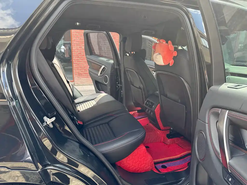 Land Rover Discovery Sport — миниатюра 10