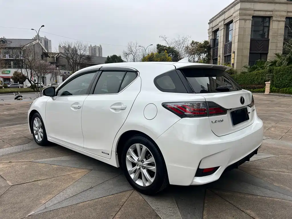 LEXUS CT