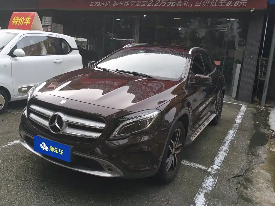 Mercedes-Benz GLA