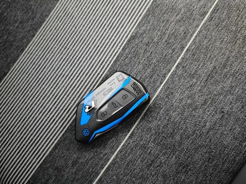 VOLKSWAGEN ID.4 CROZZ