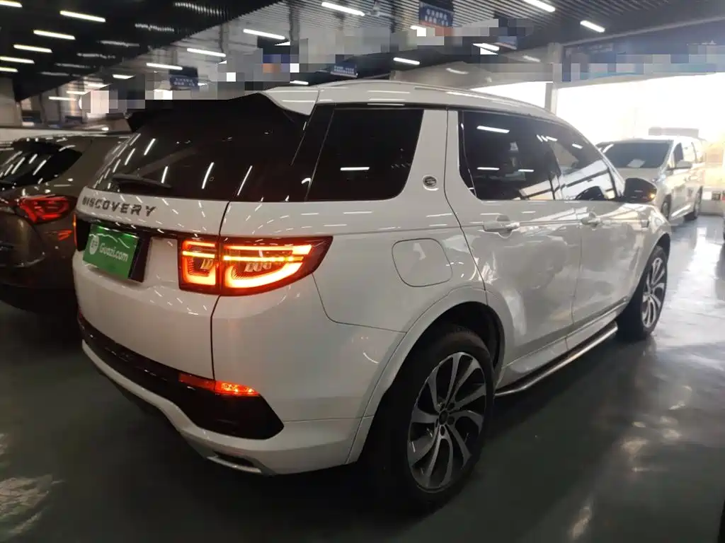 Land Rover Discovery Sport 2022 249PS R-Dynamic S 5 мест