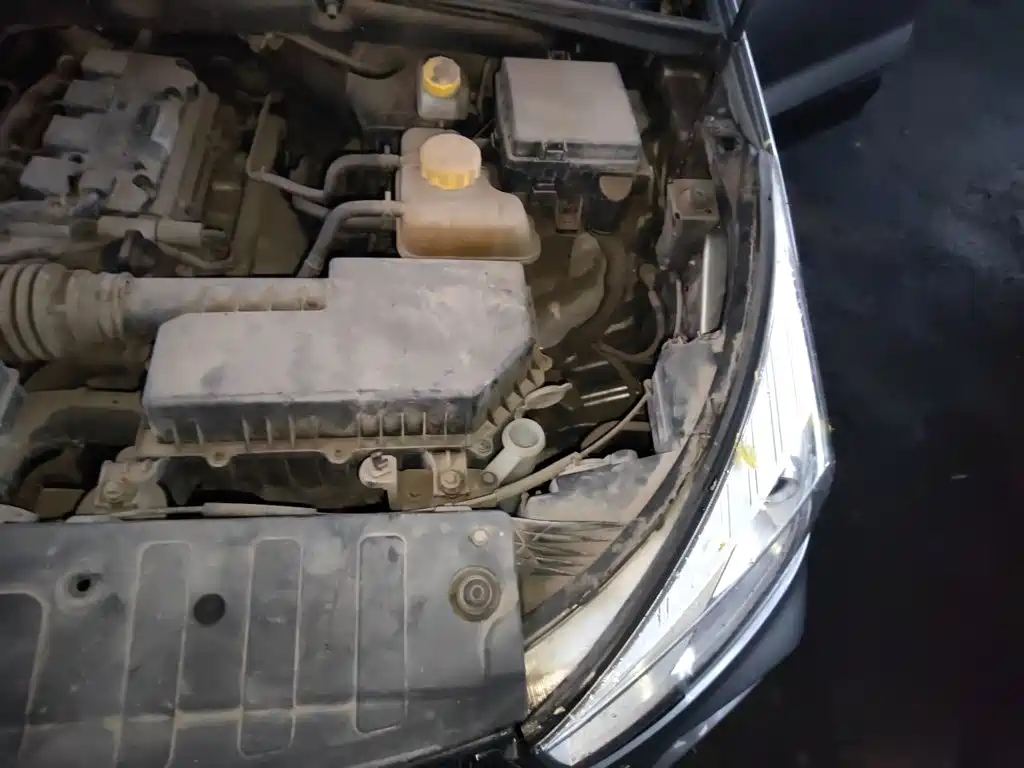 Wuling Hongguang S3 — миниатюра 23