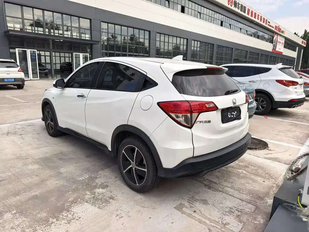 Honda Vezel — миниатюра 5