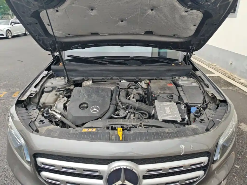 Mercedes-Benz GLB — миниатюра 20