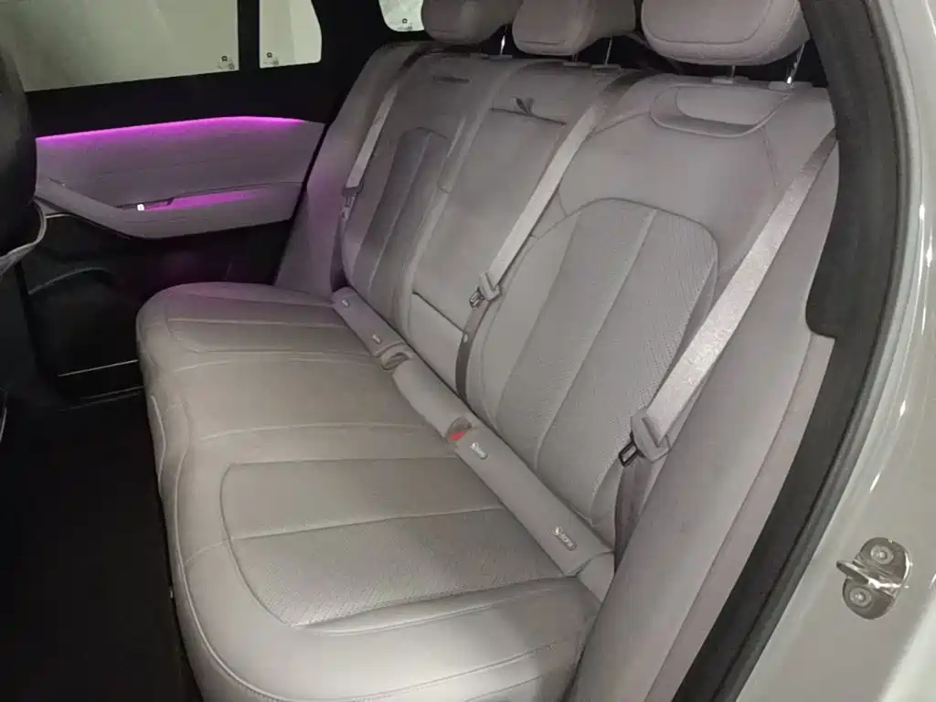 NIO EC6 — миниатюра 17