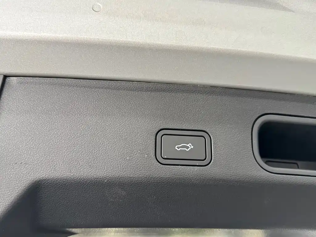 GEELY GALAXY GALAXY L7