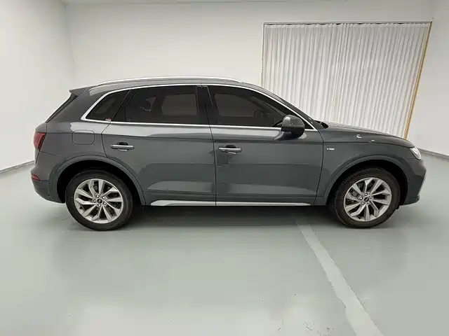 Audi Q5L — миниатюра 11
