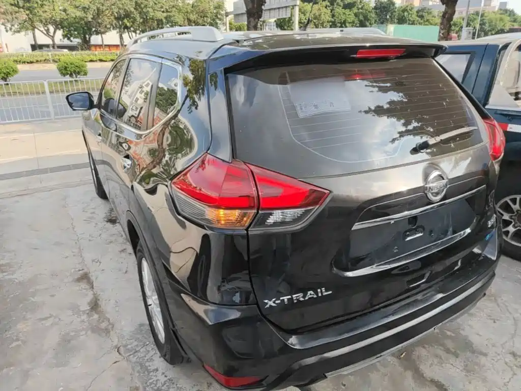Nissan X-Trail — миниатюра 5