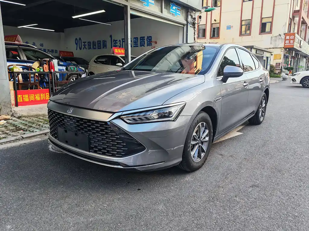 2024 BYD Qin - zdjęcie 1 z 19