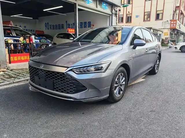 2024 BYD Qin