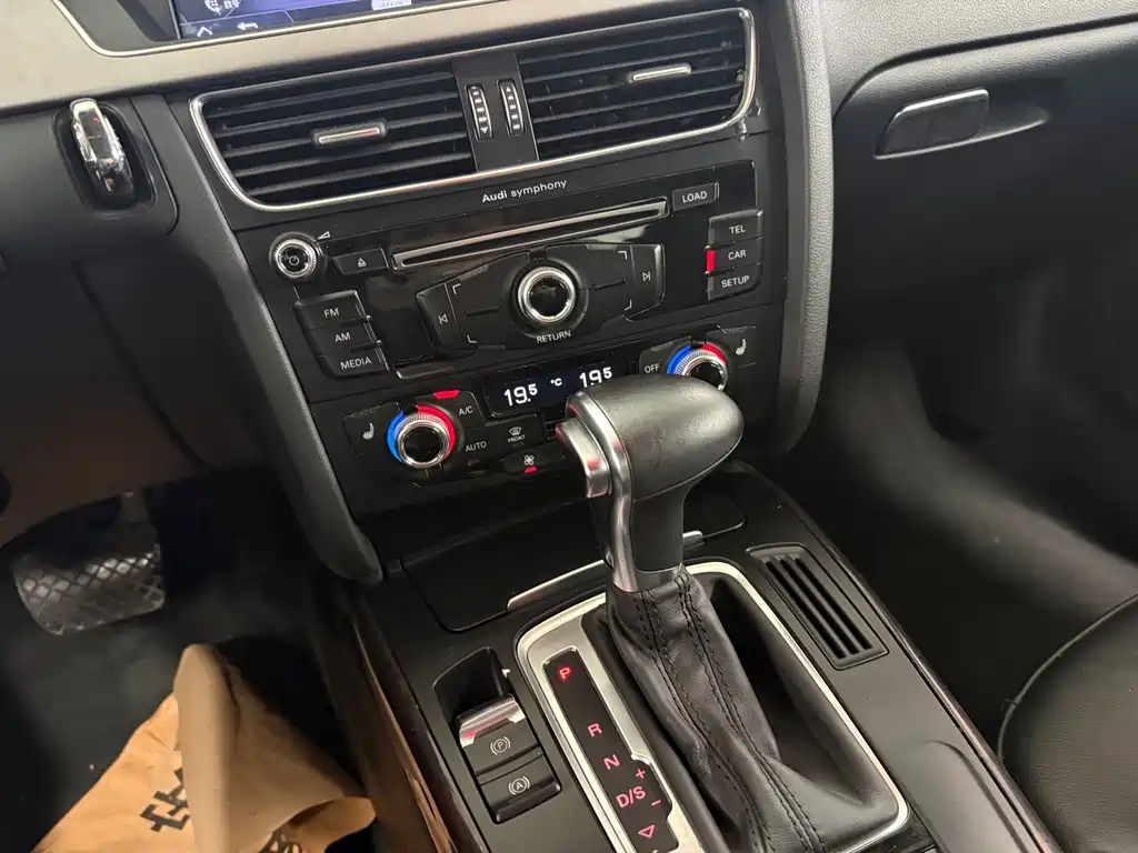Audi A4L — миниатюра 9