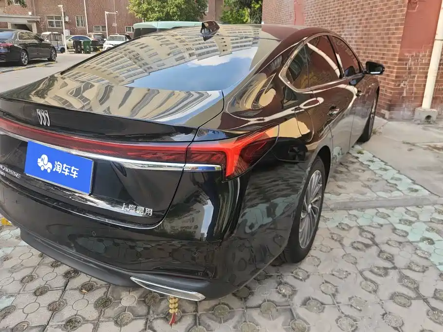 Buick LaCrosse — миниатюра 3